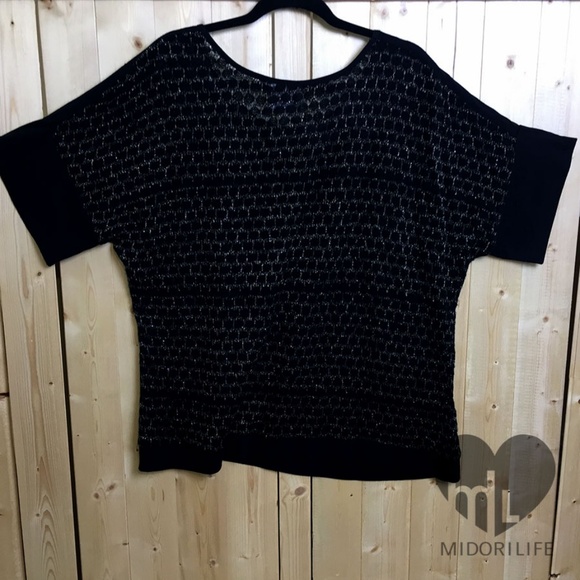 ROMEO & JULIET COUTURE Asymmetrical Top - Picture 4 of 6